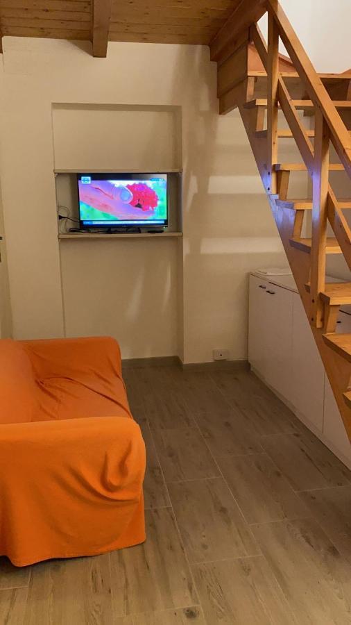 Апартаменты Spiritoso Cozy Studio Флоренция Экстерьер фото